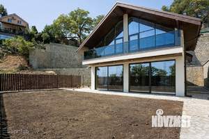 Дом 234м², 2-этажный, участок 8 сот.