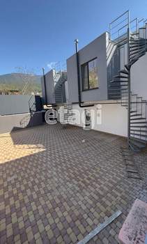 Дом 191м², 2-этажный, участок 1 сот.