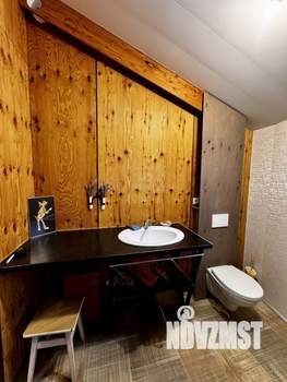 Дом 140м², 3-этажный, участок 1 сот.