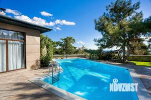 Дом 415м², 3-этажный, участок 29 сот.