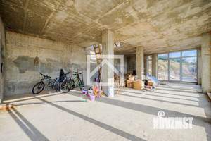 Дом 315м², 3-этажный, участок 8 сот.