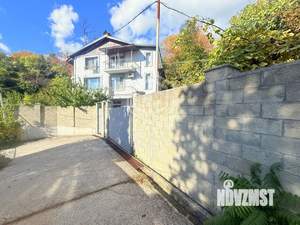 Дом 210м², 3-этажный, участок 6 сот.