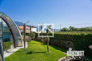 Дом 370м², 3-этажный, участок 14 сот.