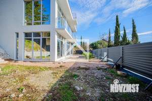 Дом 315м², 3-этажный, участок 8 сот.