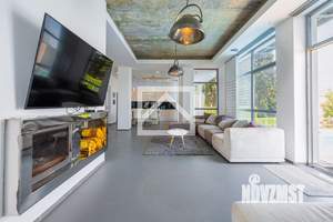 Дом 798м², 5-этажный, участок 12 сот.