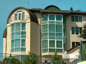 Дом 1391м², 4-этажный, участок 39 сот.