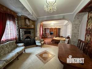 Дом 270м², 3-этажный, участок 3 сот.