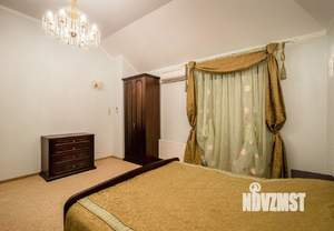 Дом 266м², 3-этажный, участок 20 сот.