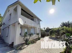 Дом 310м², 3-этажный, участок 12 сот.