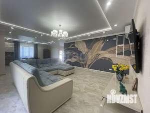 Дом 231м², 2-этажный, участок 3 сот.