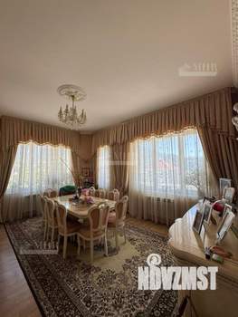 Дом 531м², 3-этажный, участок 10 сот.