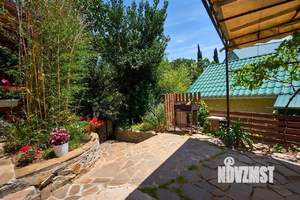 Дом 170м², 3-этажный, участок 4 сот.