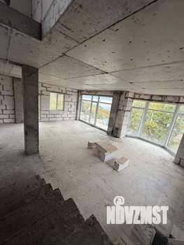 Дом 249м², 3-этажный, участок 4 сот.