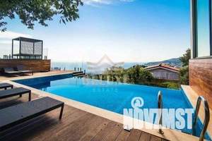 Дом 703м², 2-этажный, участок 12 сот.