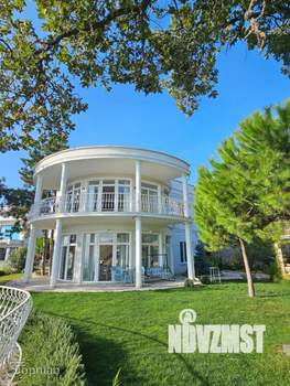 Дом 283м², 2-этажный, участок 10 сот.