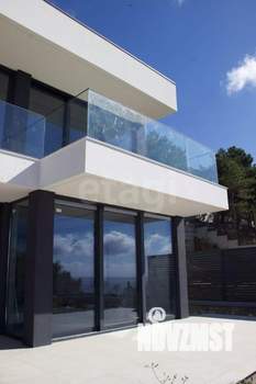 Дом 191м², 2-этажный, участок 4 сот.