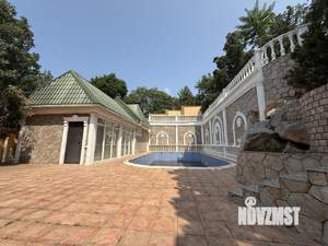 Дом 770м², 3-этажный, участок 22 сот.