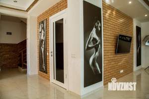 Дом 350м&sup2;, 3-этажный, посуточно, 