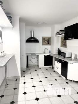 Дом 400м&sup2;, 4-этажный, посуточно, 