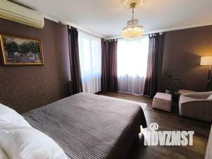 Дом 125м&sup2;, 2-этажный, посуточно, 