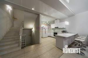 Дом 250м², 2-этажный, посуточно, 