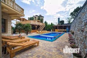 Дом 650м², 3-этажный, посуточно, 