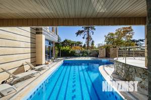 Дом 760м², 3-этажный, посуточно, 