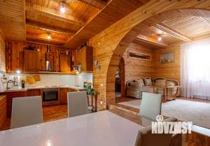 Дом 200м&sup2;, 2-этажный, посуточно, 