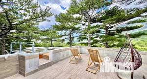 Дом 250м&sup2;, 3-этажный, посуточно, 