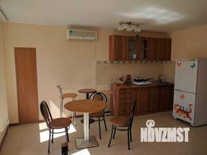 Дом 30м&sup2;, 3-этажный, посуточно, 