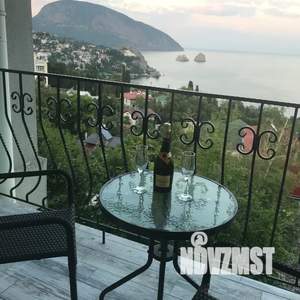 Дом 60м&sup2;, 3-этажный, посуточно, 