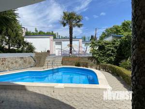 Дом 400м&sup2;, 3-этажный, посуточно, 