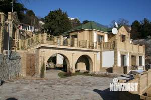 Дом 343м&sup2;, 3-этажный, посуточно, 