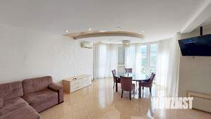 Дом 250м&sup2;, 3-этажный, на длительный срок, 