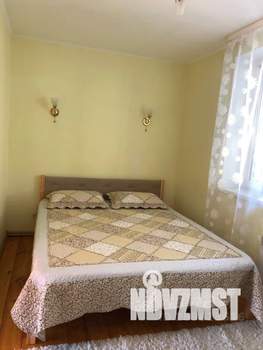 Дом 80м&sup2;, 2-этажный, посуточно, 