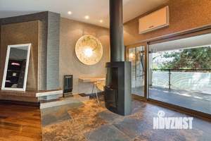 Дом 350м², 2-этажный, на длительный срок, 