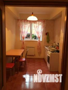 Дом 90м&sup2;, 3-этажный, посуточно, 