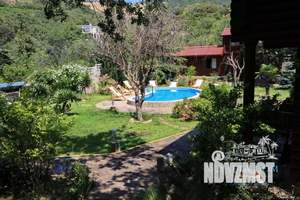 Дом 180м&sup2;, 2-этажный, посуточно, 