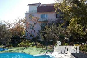 Дом 280м&sup2;, 3-этажный, посуточно, 