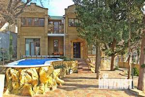 Дом 250м², 2-этажный, посуточно, 