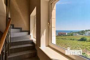 Дом 180м&sup2;, 3-этажный, посуточно, 