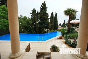 Дом 680м&sup2;, 2-этажный, посуточно, 