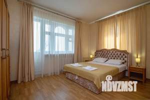 Дом 325м&sup2;, 3-этажный, посуточно, 