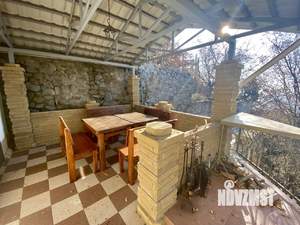 Дом 200м&sup2;, 2-этажный, посуточно, 