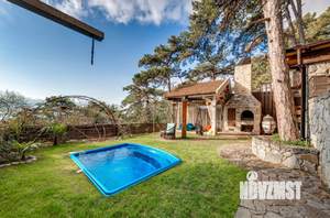 Дом 350м&sup2;, 3-этажный, посуточно, 