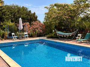 Дом 300м&sup2;, 3-этажный, посуточно, 