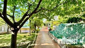 Дом 238м&sup2;, 3-этажный, посуточно, 