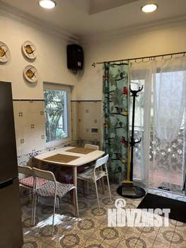 Дом 90м&sup2;, 3-этажный, посуточно, 