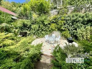 Дом 550м&sup2;, 4-этажный, посуточно, 