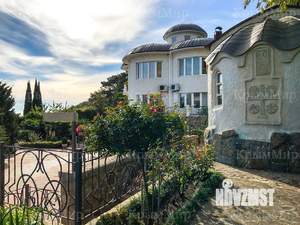 Дом 360м&sup2;, 3-этажный, посуточно, 